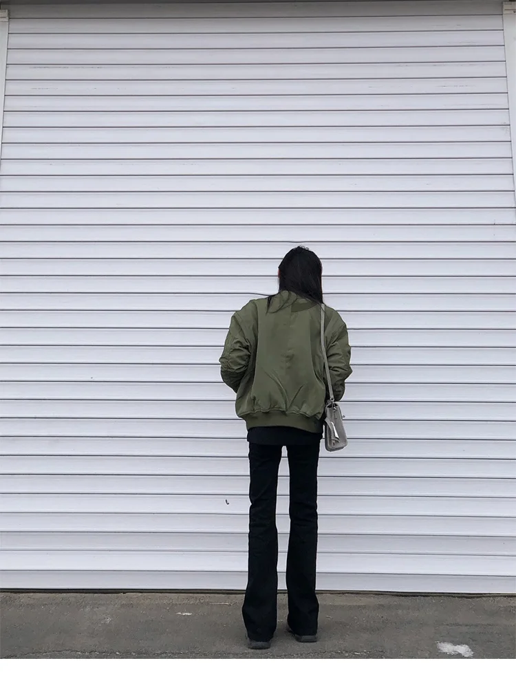 Kurtki baseballowe z literą M damskie codzienne młodzieżowe odporne na plamy puchowe zapinane na zamek odzież sportowa uniform baseballowy imitacja dwuczęściowej letniej odzieży Y2K