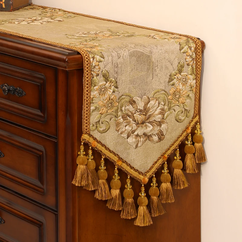 

Jacquard Embroidery Table Runner American Style Luxury Retro Tassel Table Runner Party Home Kitchen Table Decor TV Cabinet Cover