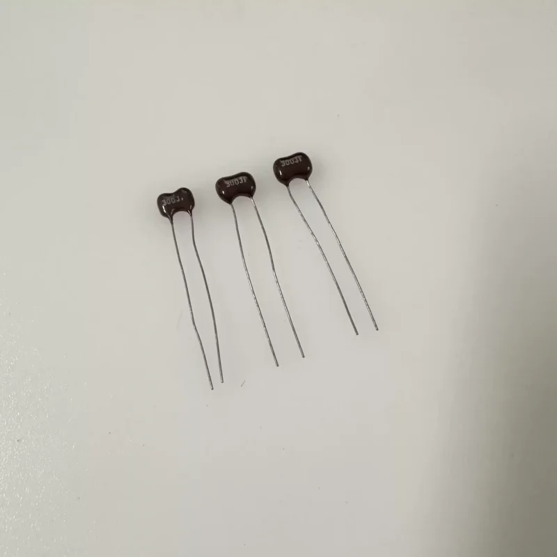 10PCS New American Fever Silver Mica Capacitor 300PF 330PF 360PF 390PF 300V High Precision