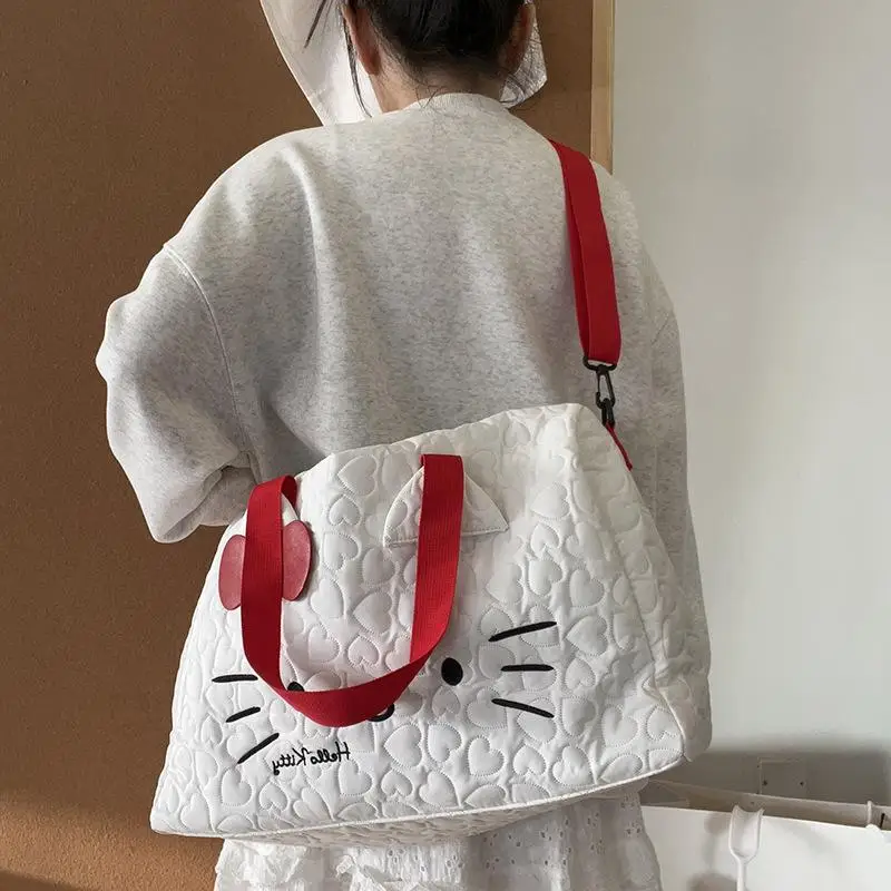 Hellokittys Travel Bag Sanrios Girl Cartoon Cute Shoulder Bag Large Capacity Anime Figure Portable Fitness Crossbody Travel Bag