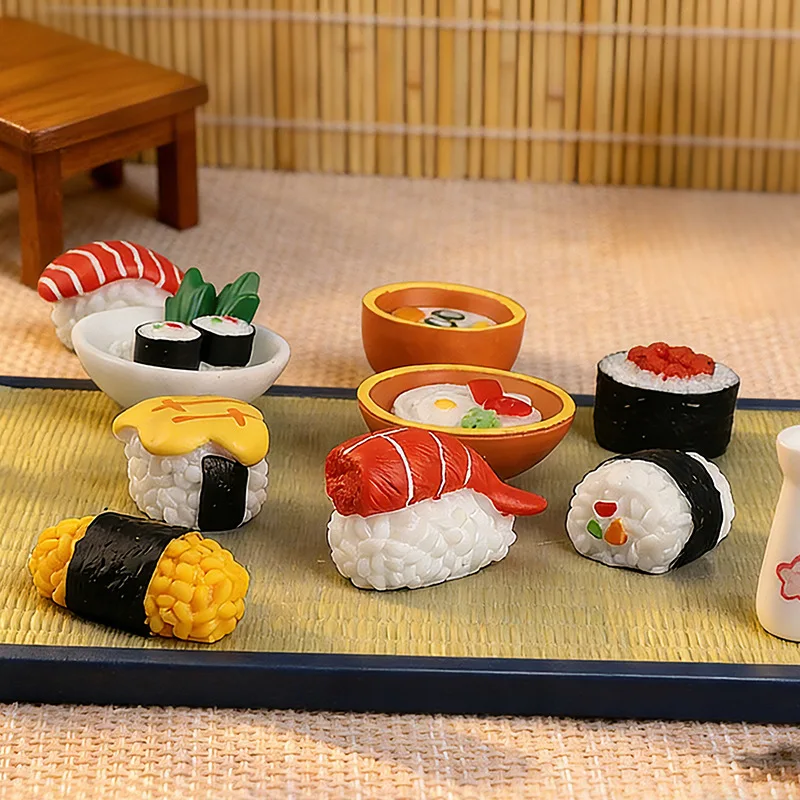 Set de 32 Piezas de Sushi y Comida Japonesa en Miniatura, Figuras Realistas de Resina para Casa de Muñecas, Manualidades y Decoración de Escritorio, Accesorio para Fotografía