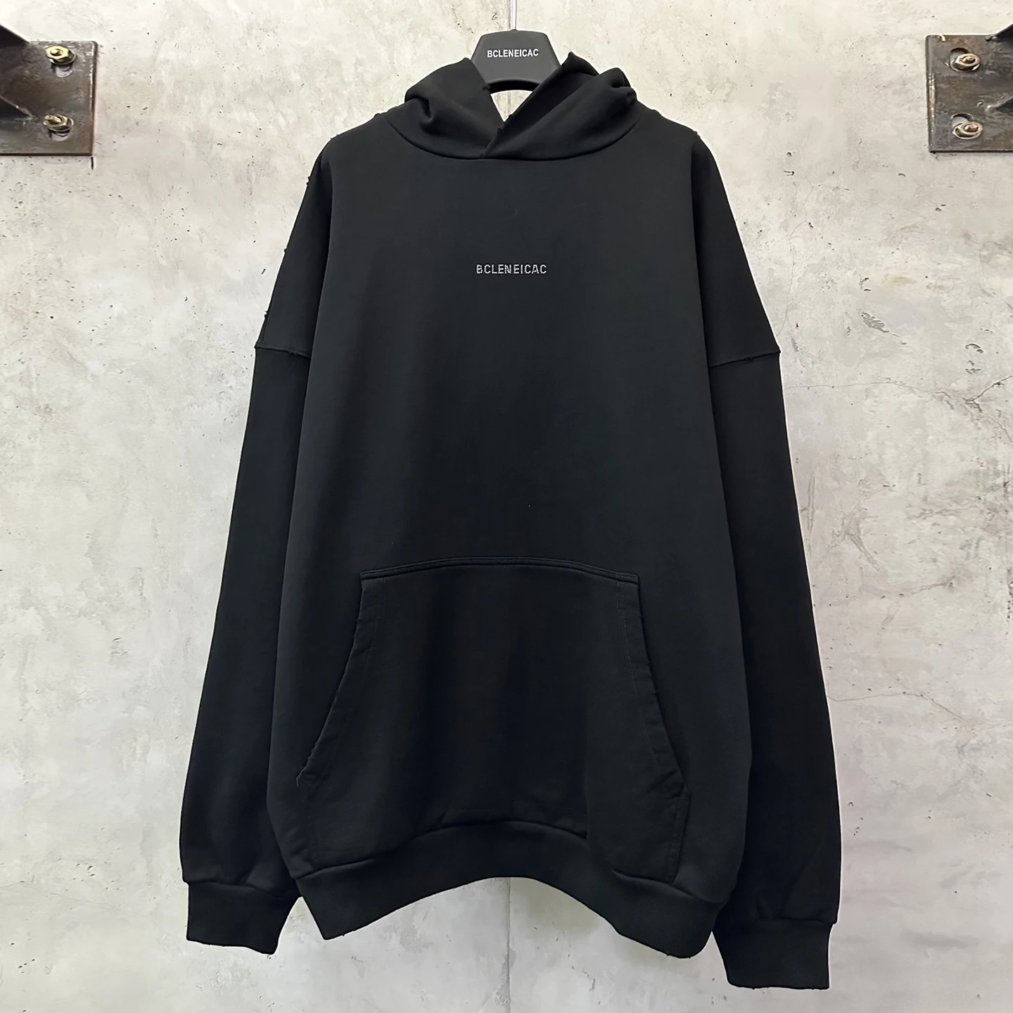 

BCLENEICAC New Loose Couple Hoodie Glitter Letter Design Paris Sle Men Women Casual Comfortable Long Sve Sweatirt