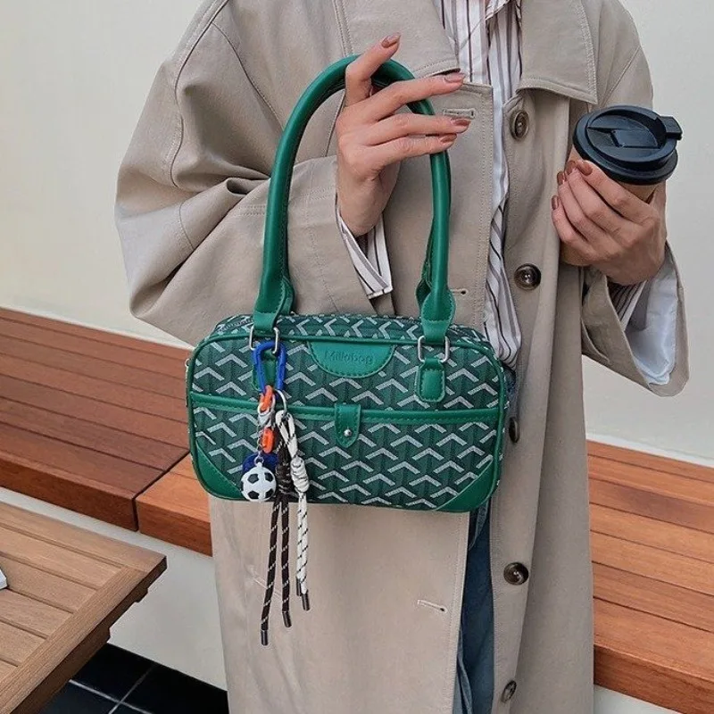 

2026 Retro Structured Bowling Bag Genuine Leather Crossbody Purse with Detachable Strap Minimalist Gold-Tone Hardware for Office