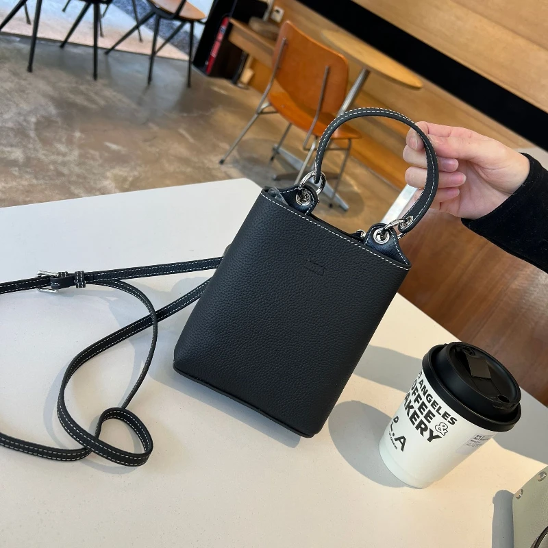 

Color Contrasting Head Layer Leather Phone Bag, New Mini Bucket Bag, Multi functional Shoulder Cross Shoulder Women's Bag