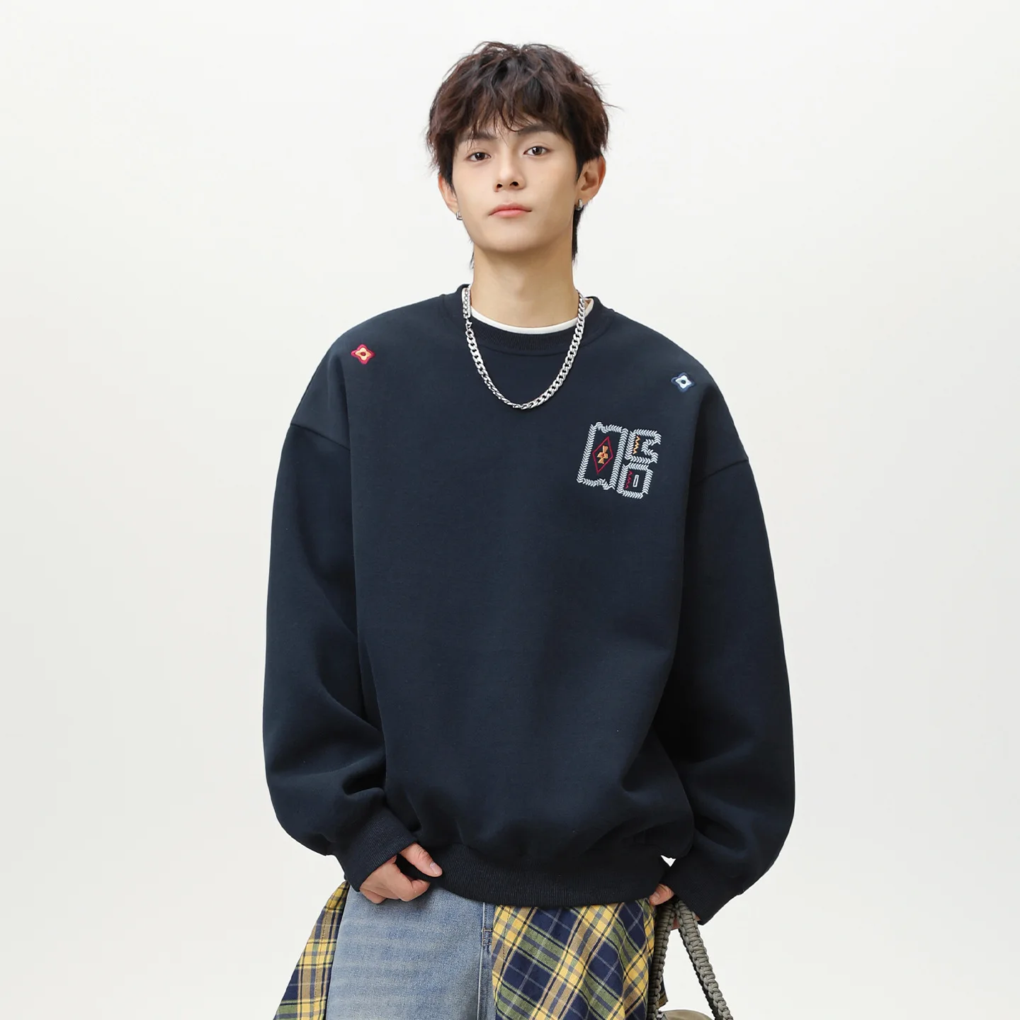 

Crew Neck Sweatshirt For Men Autumn Ethnic Style Color-Block Texture Embroidery Pullover Trendy Brand Top Outerwear Fashion NYUY