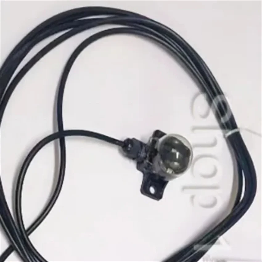 Solar Tracking Azimuth Detection Head Detects Solar Azimuth Through Dual Detection Of Inner And Outer Rings