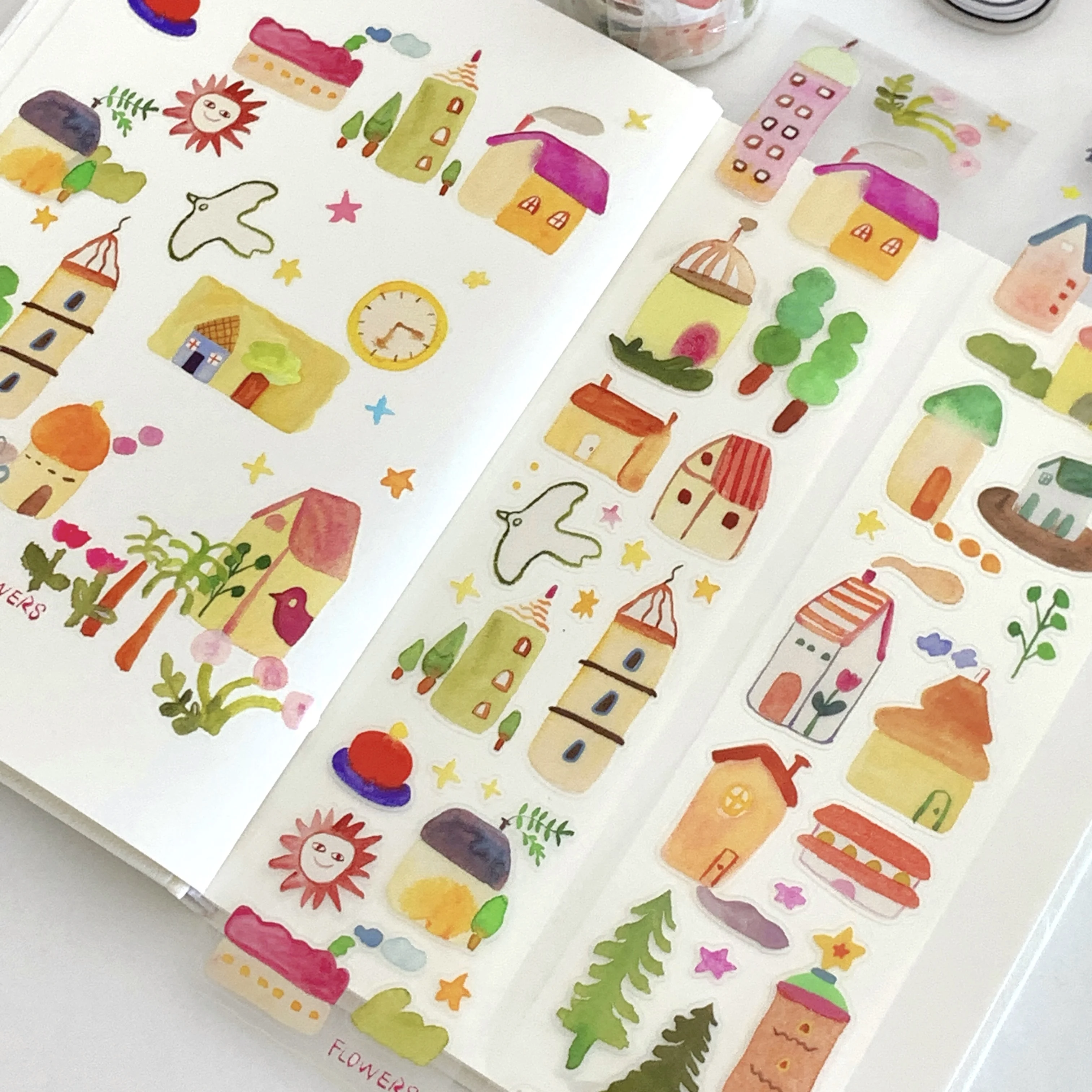 Lacreme Cream Pie Rollo de pegatinas de película de corte original, tienda de campaña de mano de collage Guka Flash Sand Pet Graffiti lindo