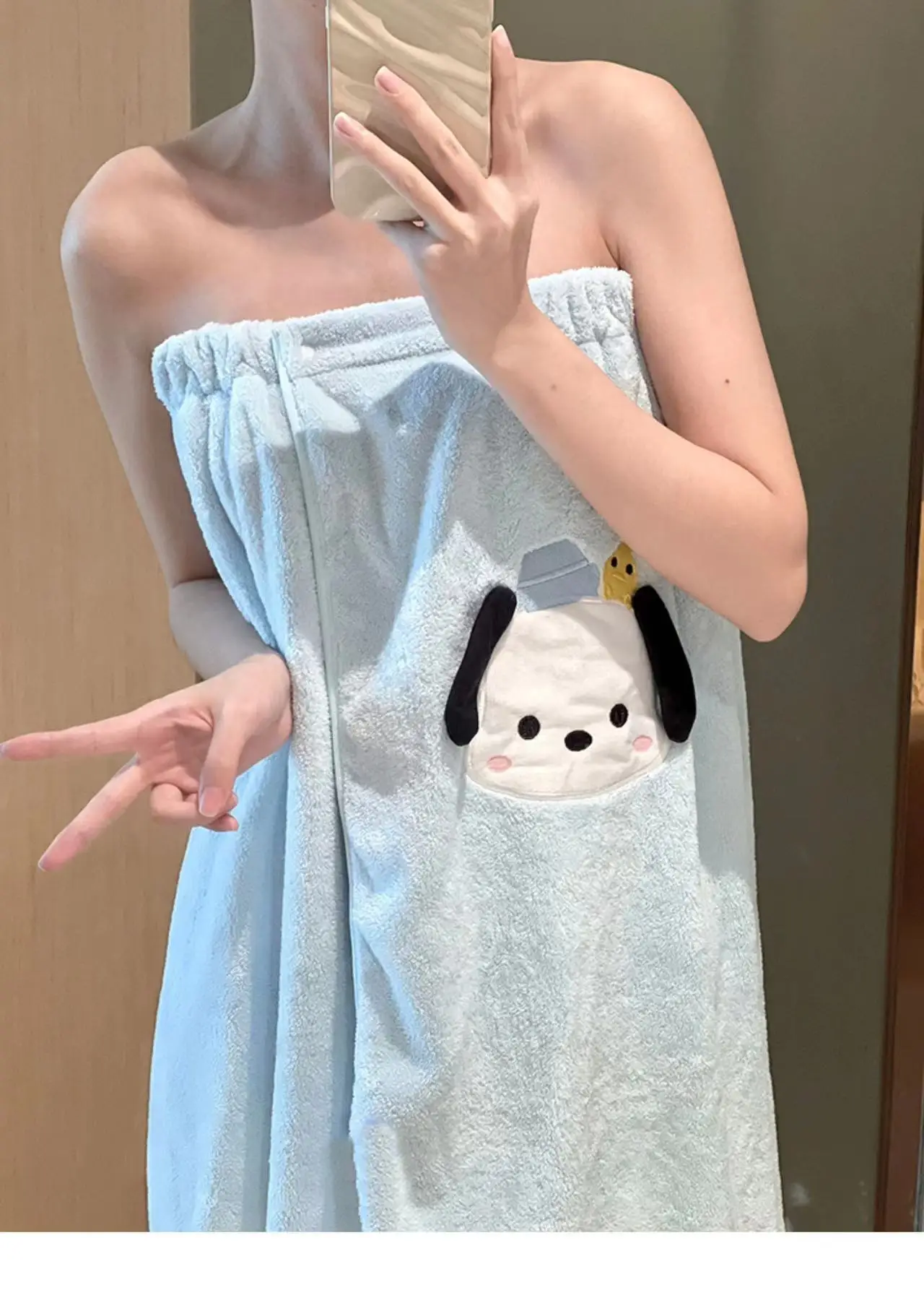 Multi-function Women Large Size Sexy Bathrobe Sling Sexy Tube Top Can Wear Bath Towel Soft Absorbent Bathrobe Coral Fleece