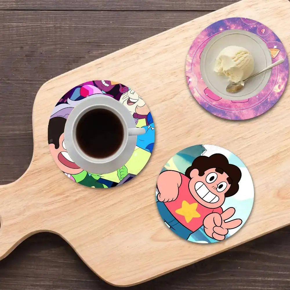 Animation S-Steven U-Universe pattern art painted wooden anti-slip coasters, suitable for decoration of living room kitchenware