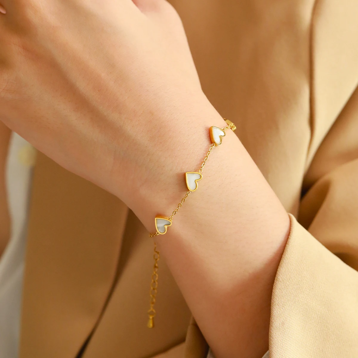 Romantic Heart Love Bracelet for Women Multi-color Stainless Steel Bracelet Gold Plated Luxury Wrist Chain Jewelry Girl Gifts
