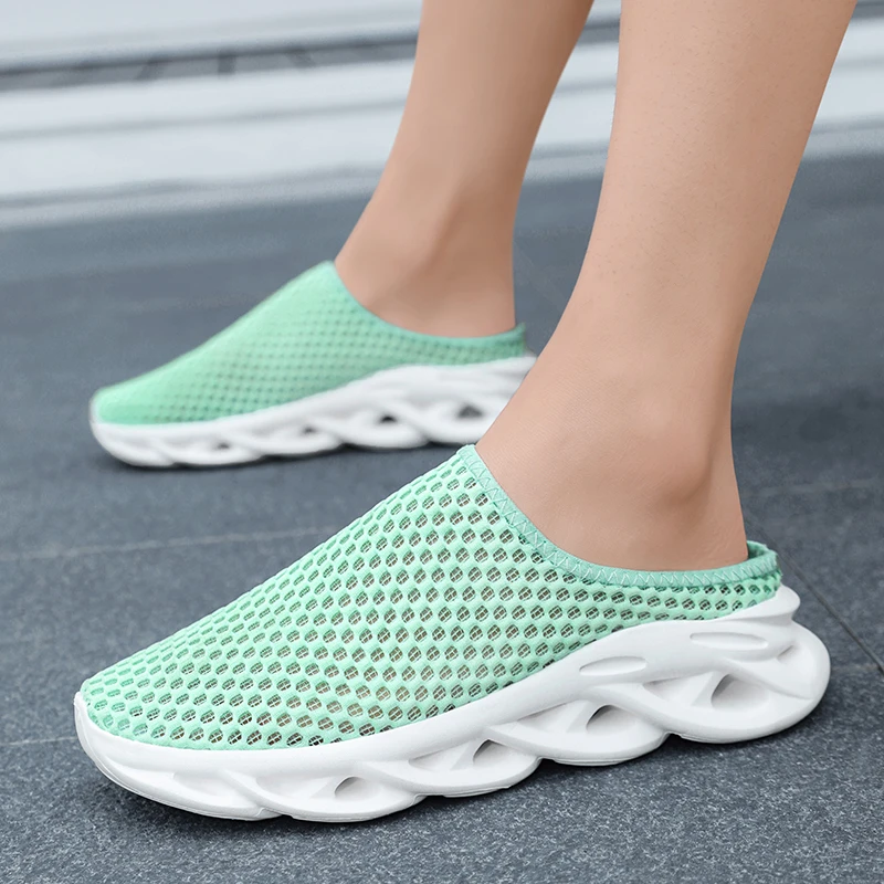 

Skin-friendly Casual Canvas Shoes, Sweat Absorbing Cloth for Village Sightseeing, Local Food Hunting and Short Country Day Trips
