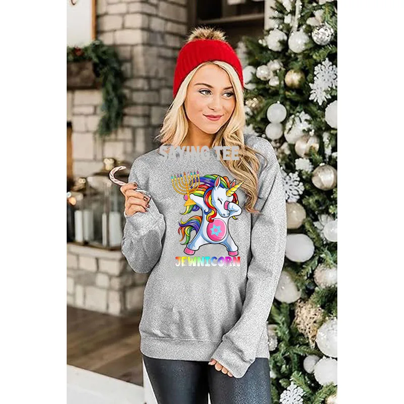 Hanukkah Dabbing Unicorn Jewnicorn Chanukah Jewish Xmas pullower sweater T-Shirt Cute Christmas Costume Graphic sweatshirts Tops