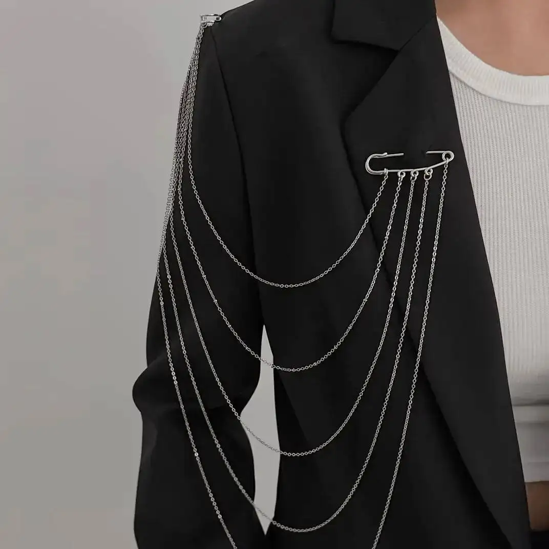 Thumbnail 3 - #15 Best Brooches & Lapel Pins to Buy In 2026