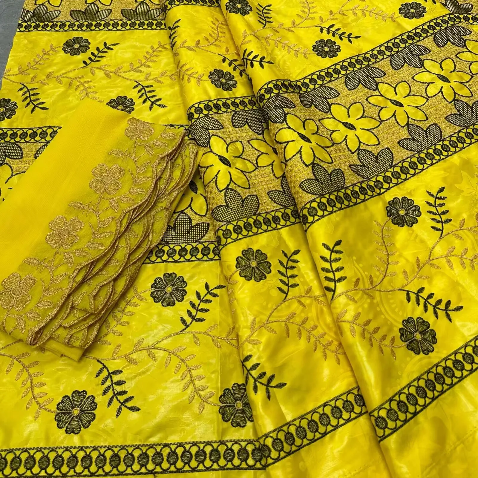 

2025 African Cotton Fabric Bazin Fabric Basin Riche Brocade Embroidery Clothes Material 5+2Yards For Nigerian Wedding Party Sew