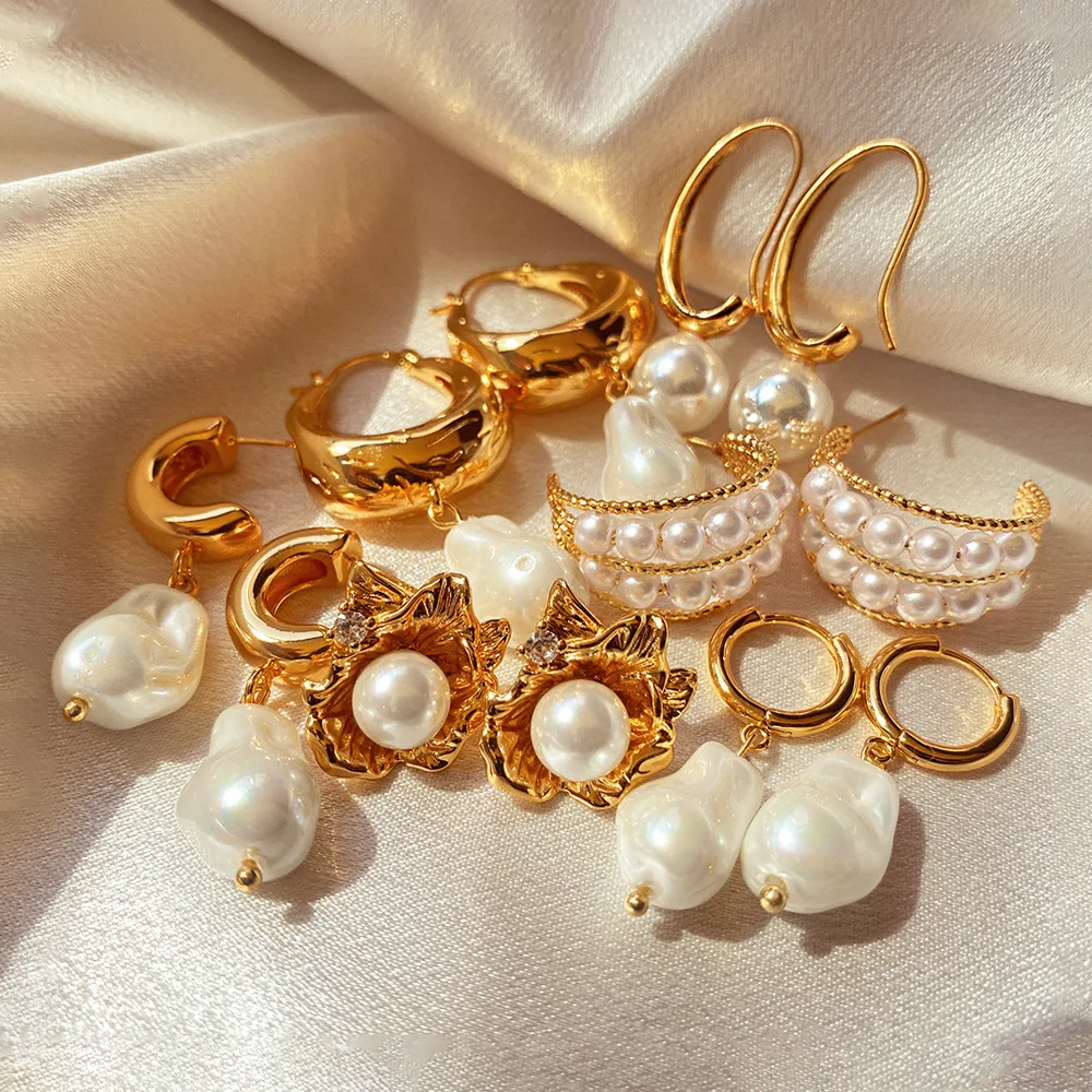 New Trendy Baroque Pearl Dangle Earrings for Women Gold Plated Round Circle Hoop Earrings Statement Eardrop Creative Jewelry