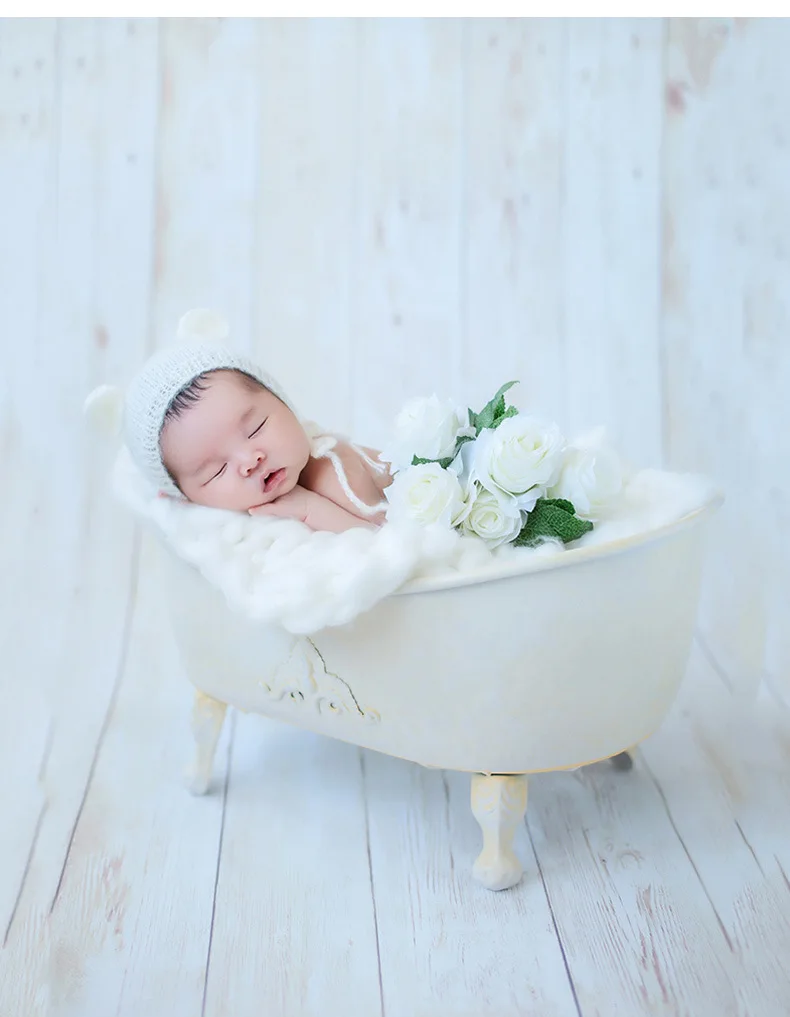 Baby Cribs Iron Shower Bathtub Cotton Ducks Set Children Bubble Machine Furniture Photo Accessories Newborn Photography Props