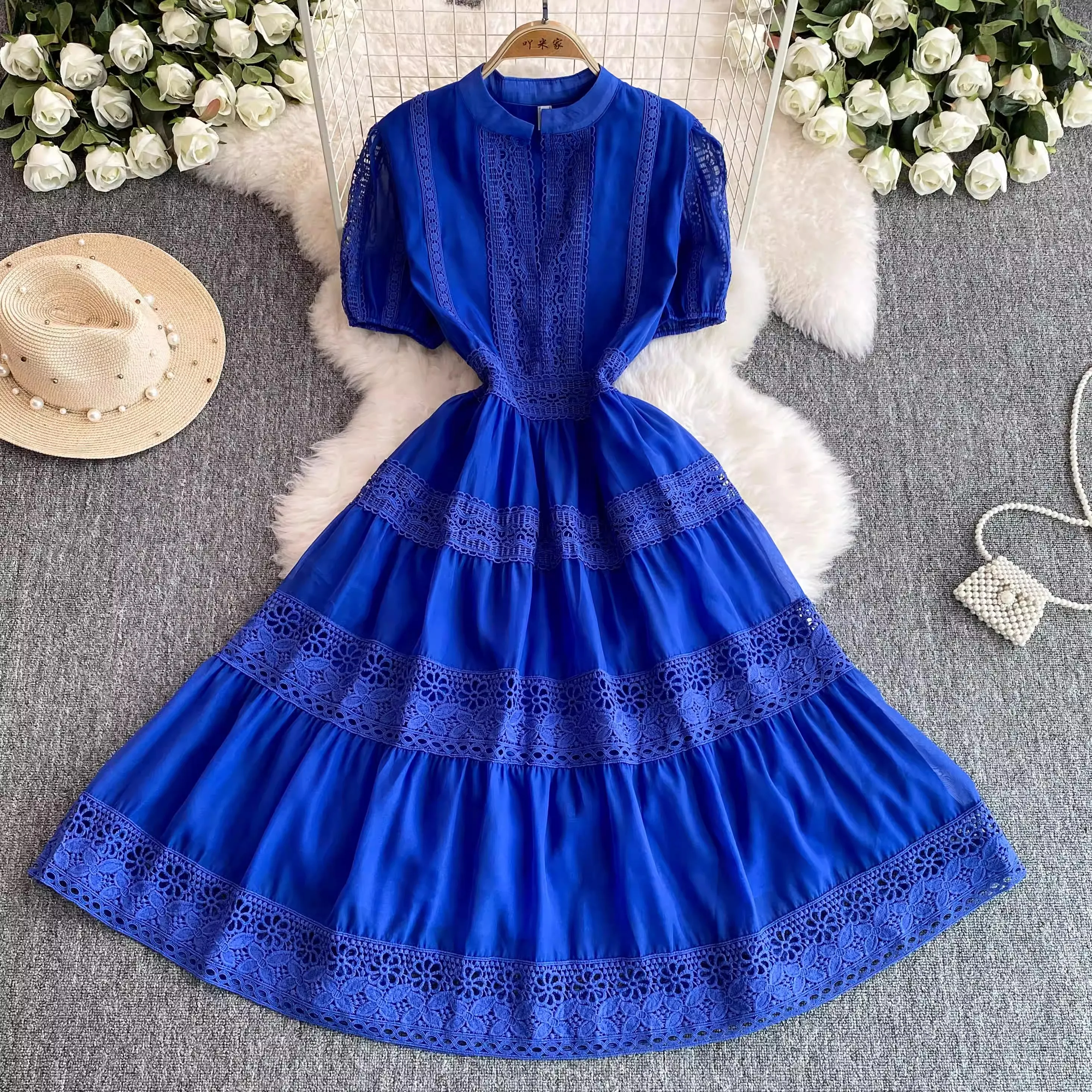 ฤดูใบไม้ร่วงภาษาฝรั่งเศสคําเย็บปักถักร้อย Hollow Out Lace Trims Patchwork ตาข่ายชุดสตรี V คอแขนสั้นชุดราตรี Vestidos