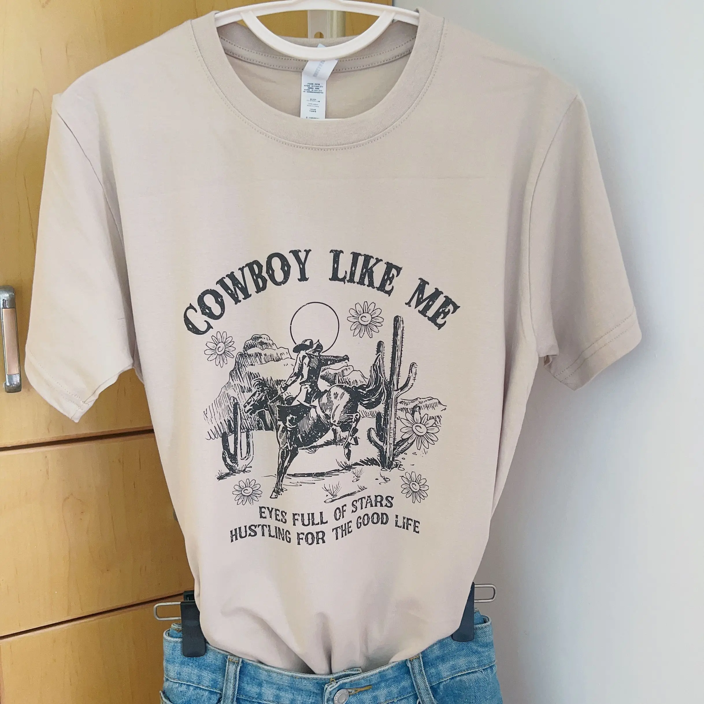 

Cowboy Like ME Women Pop Indie Punk Rock Band Graphic T Shirt Women Tops Base O-neck Tees