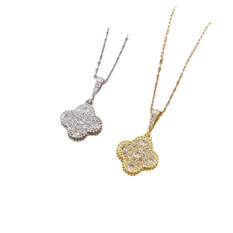 2025 Collar de ropa de moda, pendientes llenos de diamantes, trébol de cuatro hojas, collar multifuncional de oro K para mujer