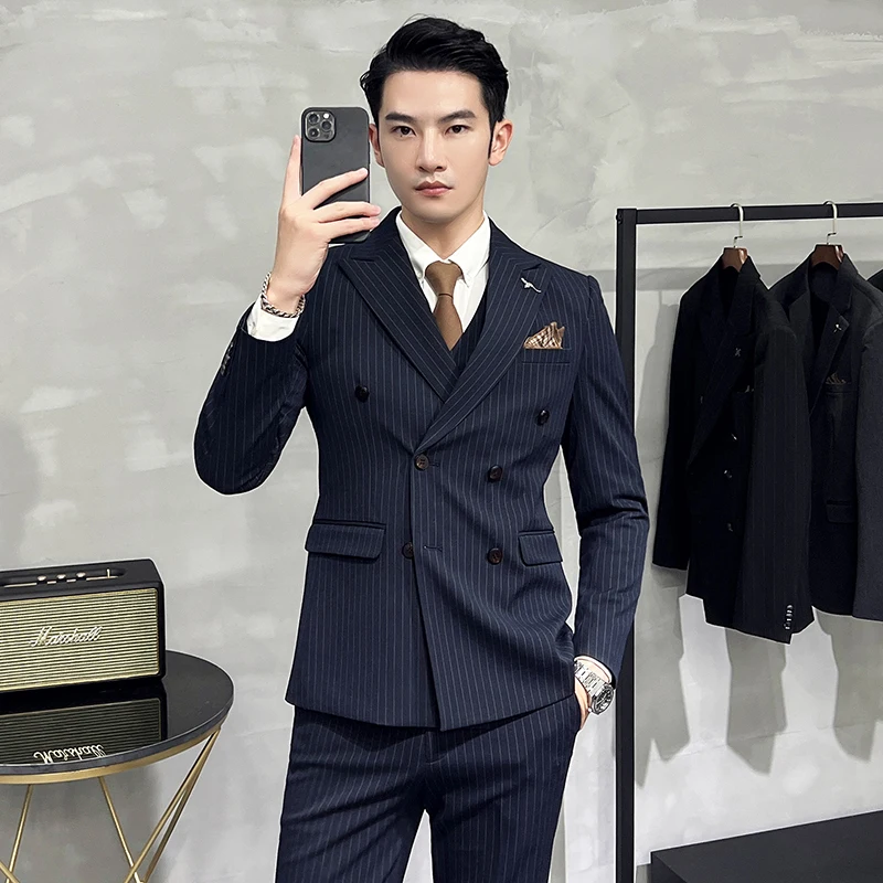 

Boutique high-end four seasons (suit + vest + trousers) new Korean version slim striped suit three-piece double-breasted suit