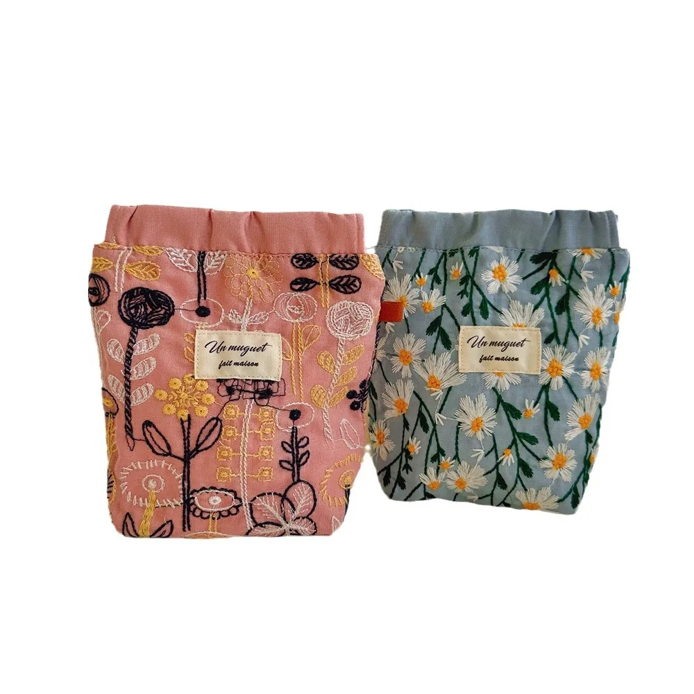 Ladies' Makeup Bags Cotton Hemp Embroidery Harajuku Fashionable Exquisite Makeup Bags Change Key Lipstick Earphone Storage Bags