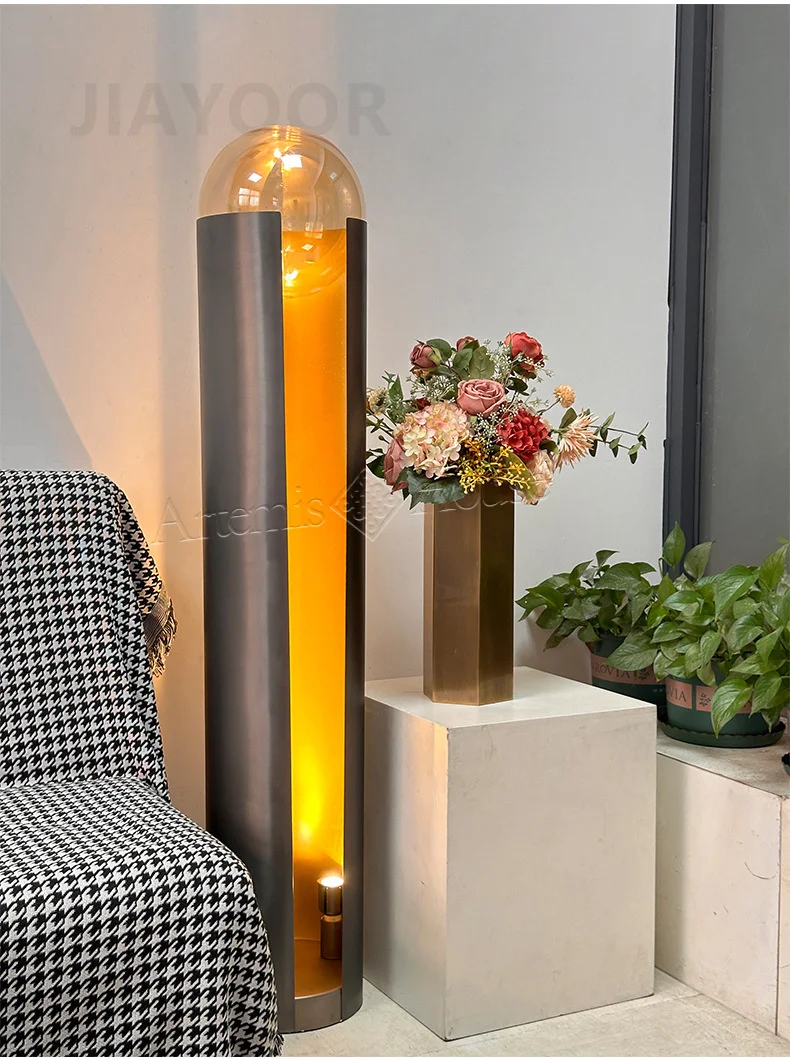 Luxury Floor Lamp Black Iron LED Nordic Living Room Hotel Bedside Floor Light Home Art Decor Standing Light Minimalist Desk Lamp