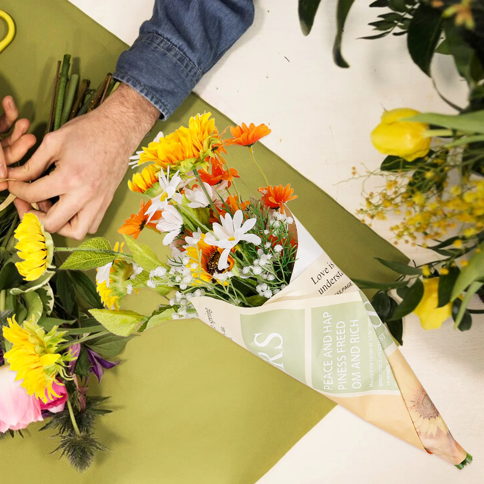 

20 Sheets Flower Bouquet Wrapping Paper Vintage Floral Wrap Paper for Gift Packaging Flower Protection Beautiful Floral Bouquet