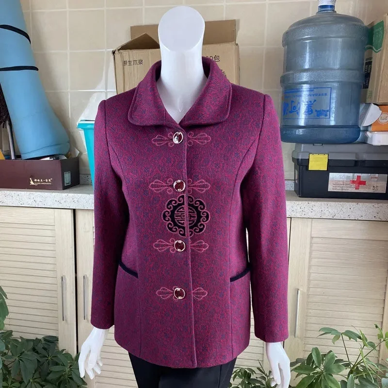 

Korean Feminine Long Sleeves Embroidery Outwear Middle Aged Mother Fashion Loose Coat Autumn Winter Ladies Large Size 5XL Jacket