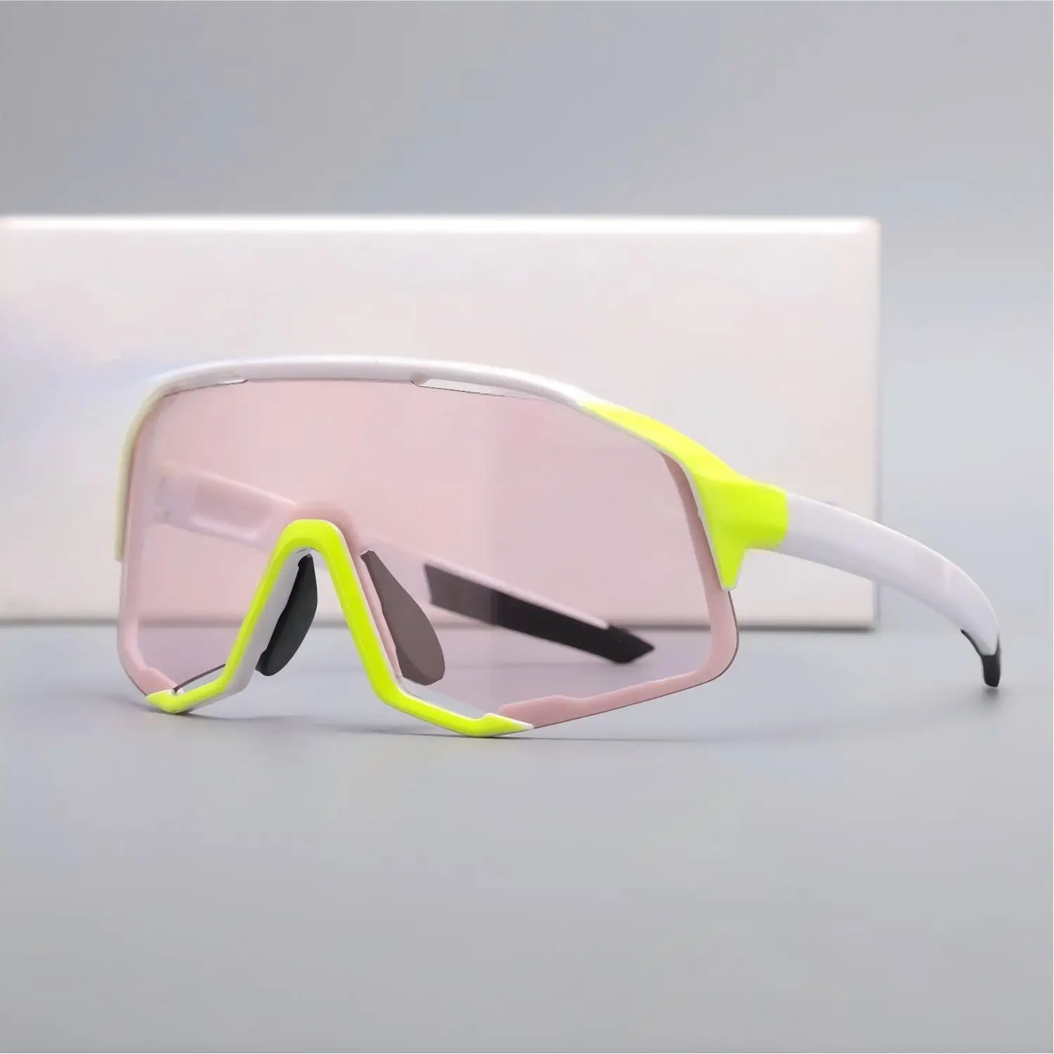 

Spring/Summer Outdoor Photochromic Cycling Glasses Road & Mountain Bike Sunglasses Outdoor Mountaineering Glasses Holiday Gifts