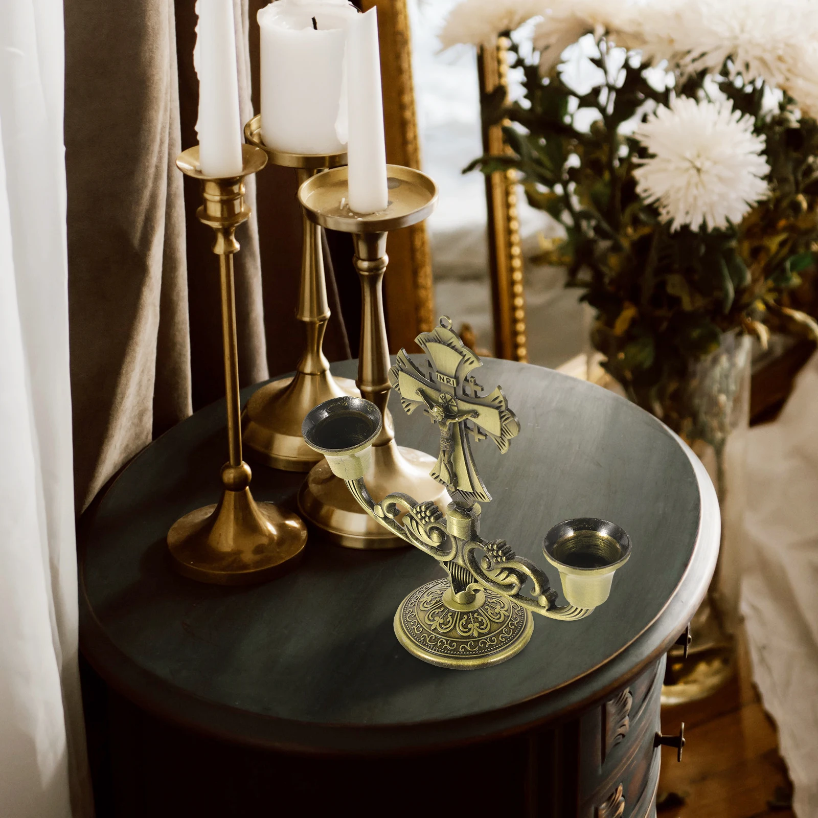 

Double Head Holder Zinc Alloy Candlestick Decorative Table Centerpiece Desktop Ornament for Home Gift Holder