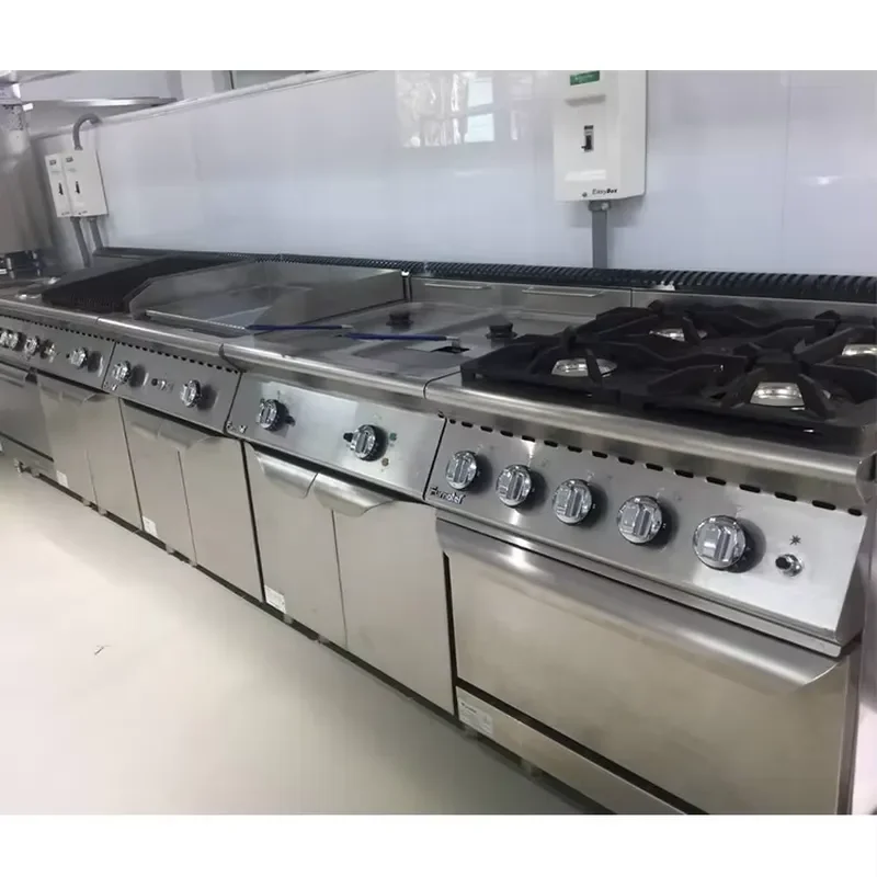 Commercial Professional Restaurant Kitchen Equipment 4/6 Burner Cooking Range with Oven