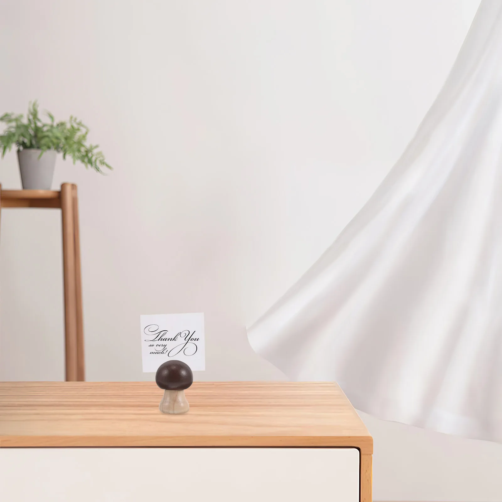 

Wooden Memo Clip Mushroom Shaped Desk Organizer Portable Easy Clean Office Home Decor Wooden Accessories