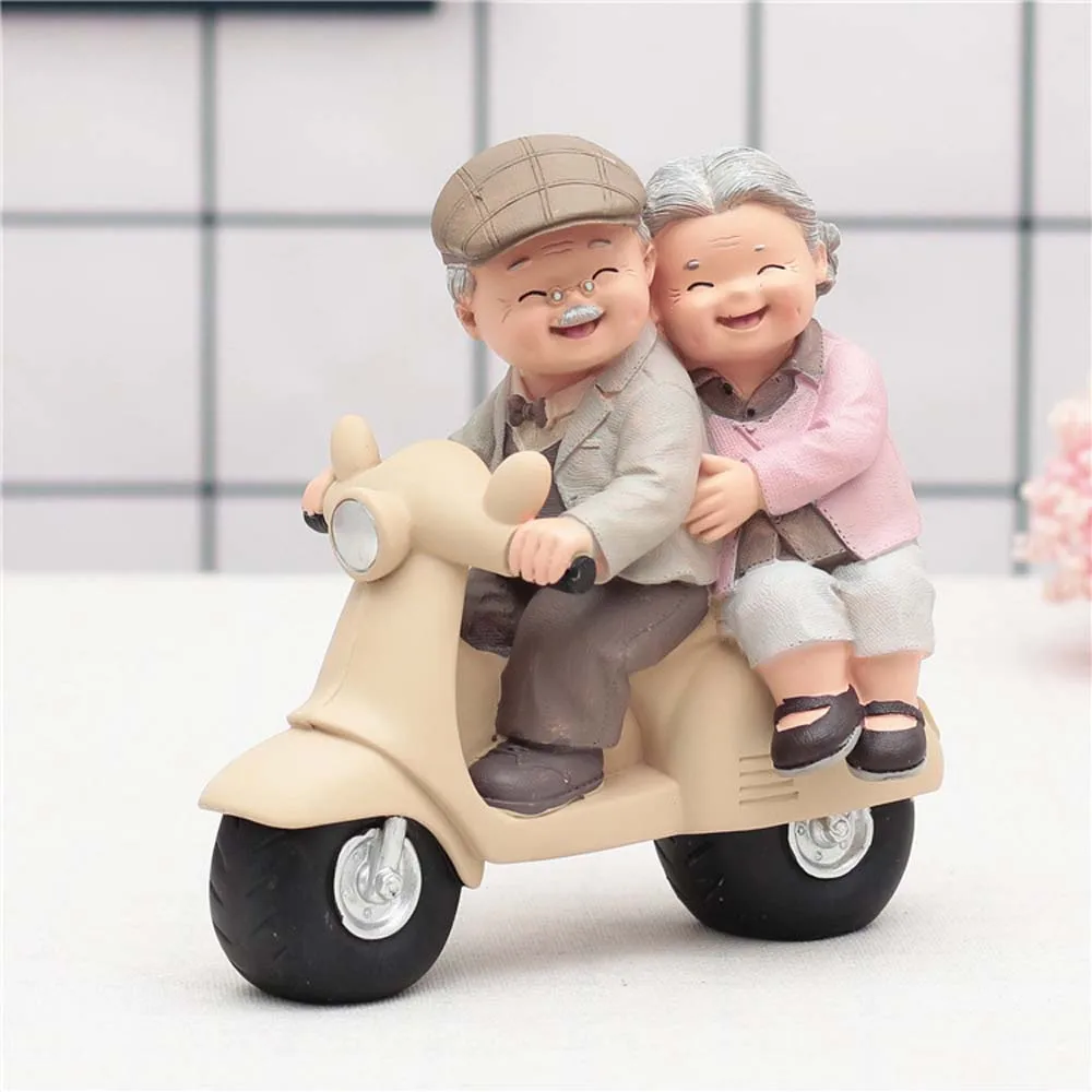 Modern Creative Golden wedding Home Decoration Sweety DIY Lovers Figurine Sweety Lovers Grandparents Model Couples Figurine