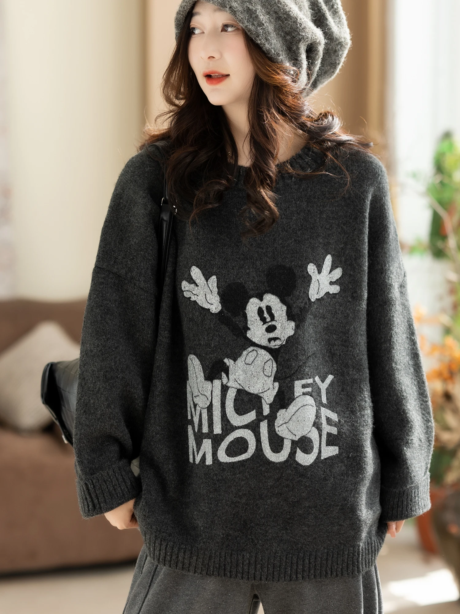 

Свободный длинный вязаный кардиган для женщин, зимний повседневный свитер с мультяшным принтом, легко сочетается с любым нарядом, универсальный топ с капюшоном