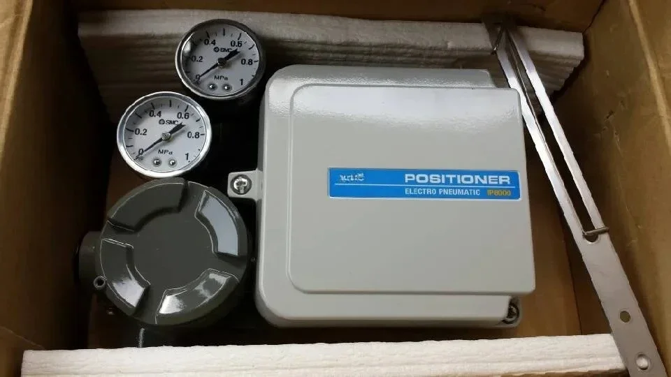 

brand new genuine authentic electro-pneumatic proportional locator IP8000-031-G IP8000-031-C IP8000-031