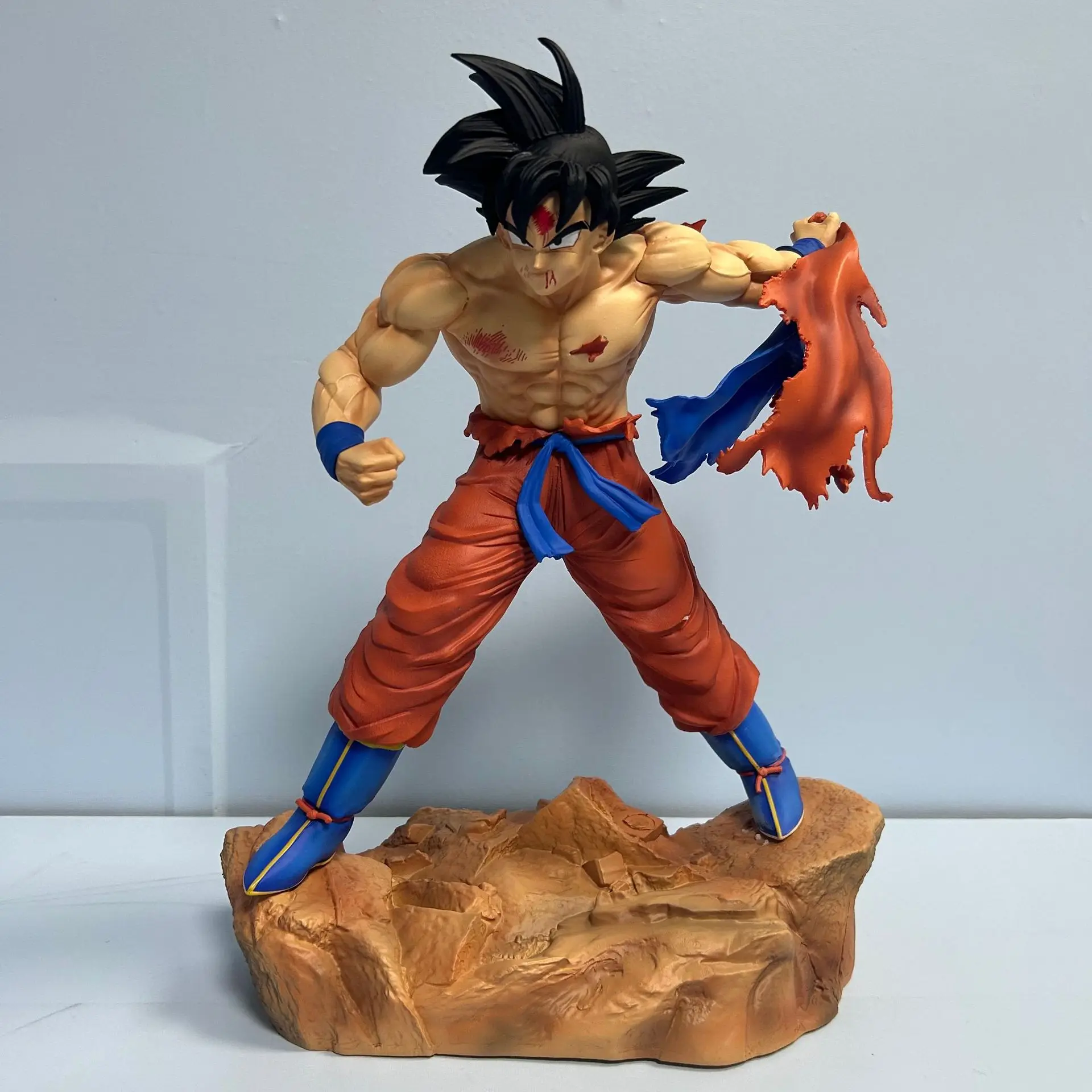 34cm Dragon Ball Super Saiyan figure model Gk Tear Off Clothes Sun Wukong Battle Scene Statue Collection Edition Model Toy Gift