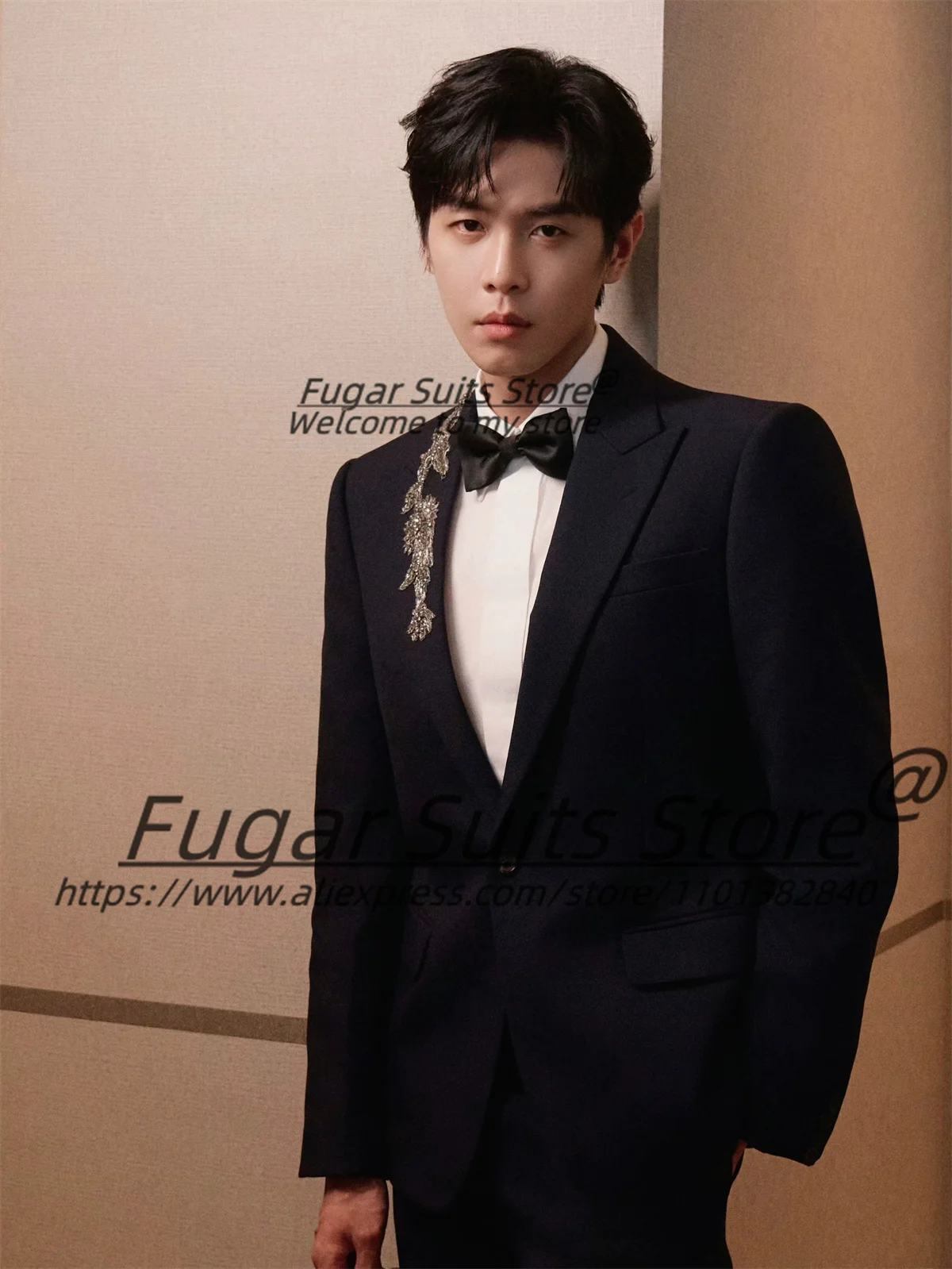 

Элегантные роскошные свадебные смокинги для жениха с вышивкой стразами, облегающие мужские костюмы с острым лацканом, комплекты из 2 предметов, мужские вечерние блейзеры