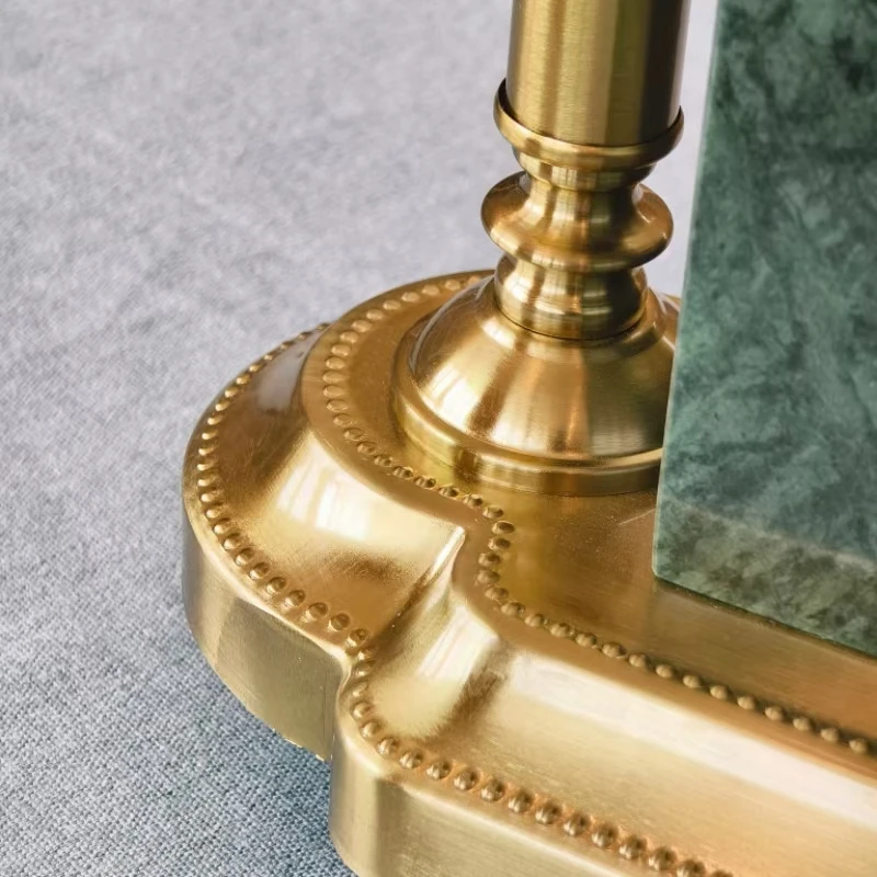 Antique Table Clock with Modern Design Metal Quartz Needle and Digital Display Customizable Logo for Home Decor