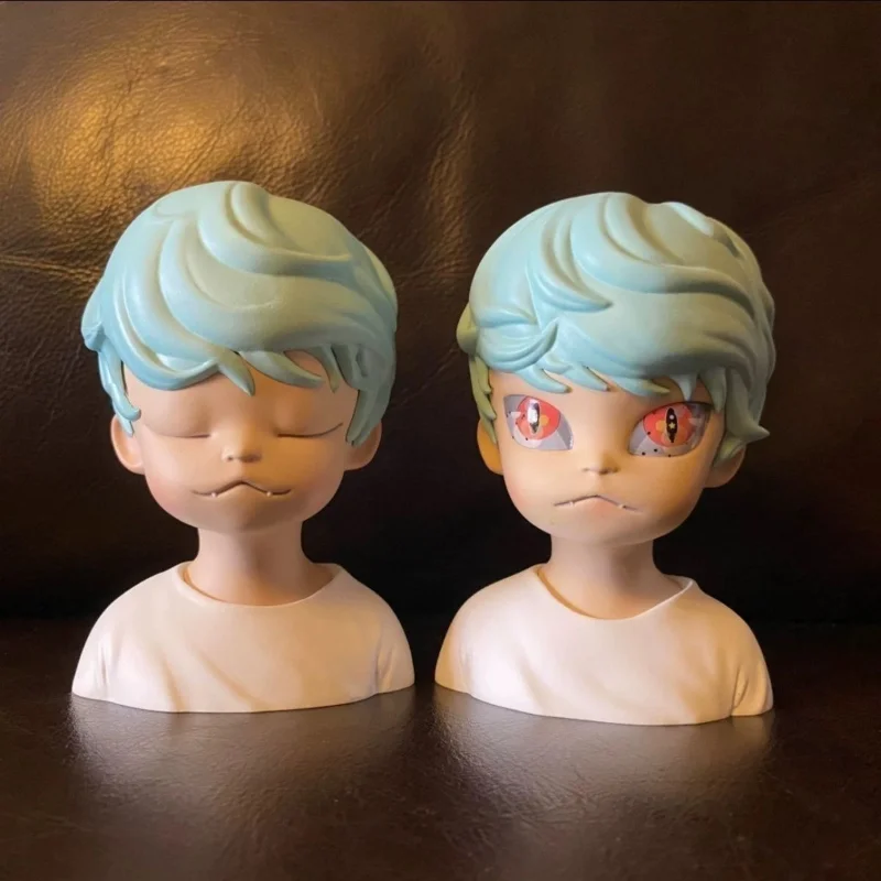 

A Crying Boy Sculpture, Creative Decorative Item, Small Desktop Ornament, Birthday Gift for Boys and Girls.