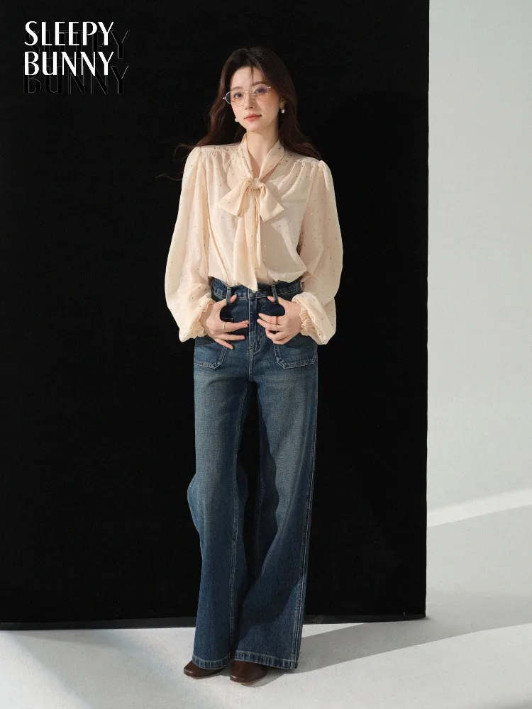 

Elegant Vintage Chiffon Blouse Bow Tie Shirt Loose Long Sleeve Top for Women Autumn Gold Print Lightweight Office Casual Outfit