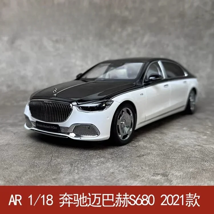 Mercedes Maybach-coche modelo s-clas S680 2021 de aleación estática fundido a presión, decoración de colección, juguetes para niños, regalos de vacaciones para niños, 1:18