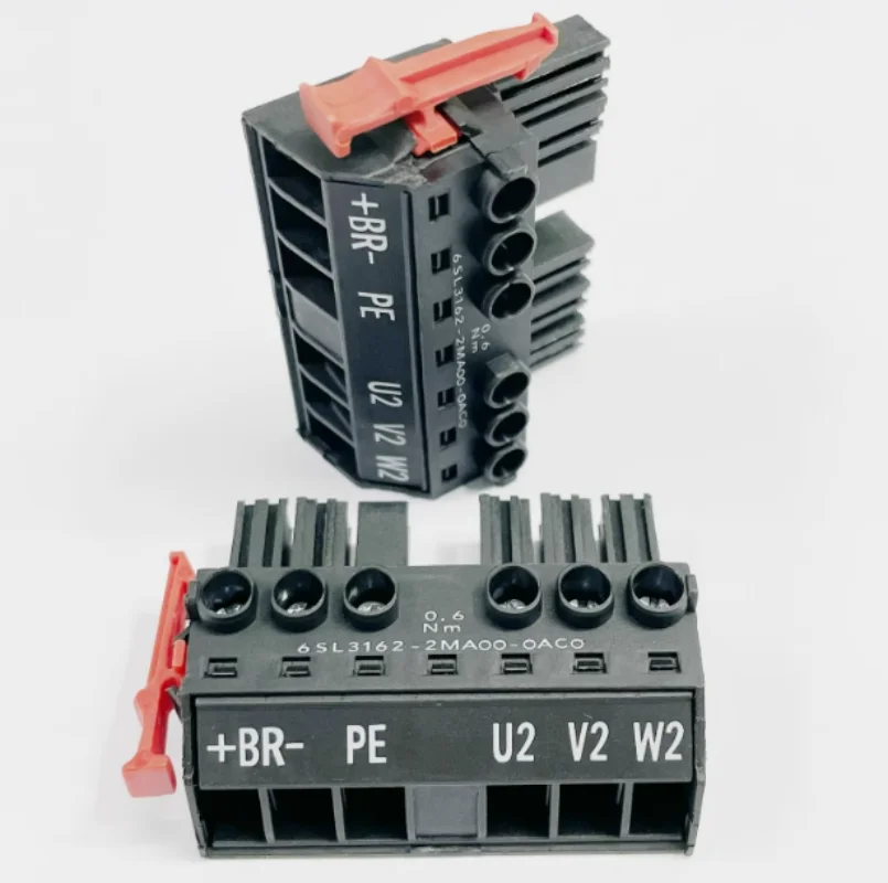 

2pcs 6SL3162-2MA00-0AC0 S120 type Power switch with bolt type terminal