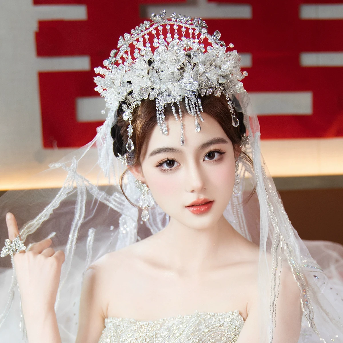 Luxury Crystal Tassel Wedding Yarn Crown Headwear Bridal Makeup Japanese and Korean Banquet Princess Crown Hair Accessories