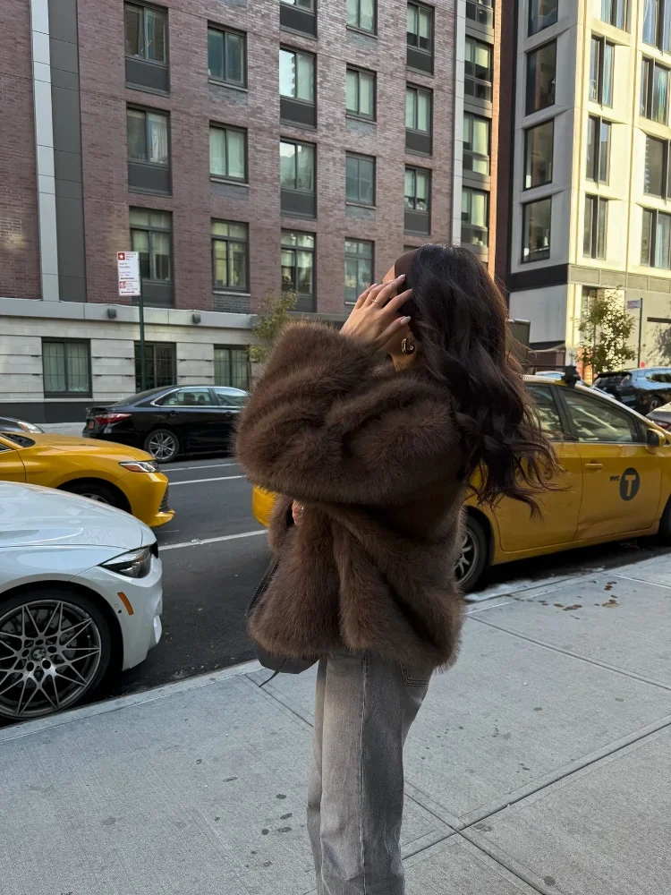 Abrigo de piel sintética con botones y manga larga para mujer, chaqueta de invierno gruesa y cálida de Color sólido, prendas de vestir exteriores de calle 2024