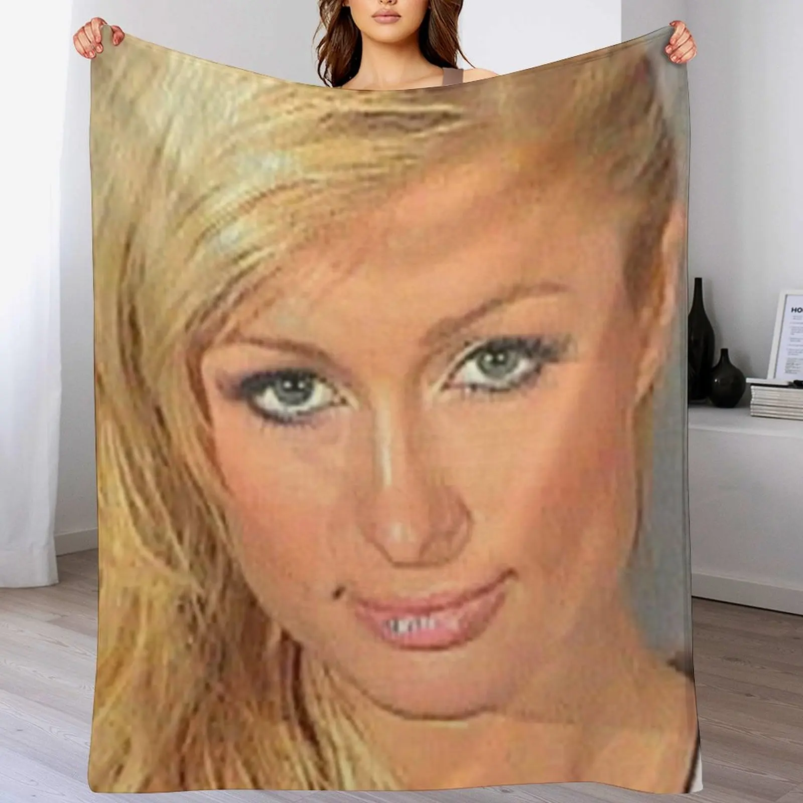 Paris Hilton's 2007 Mugshot Throw Blanket Stuffeds Shaggy Blankets