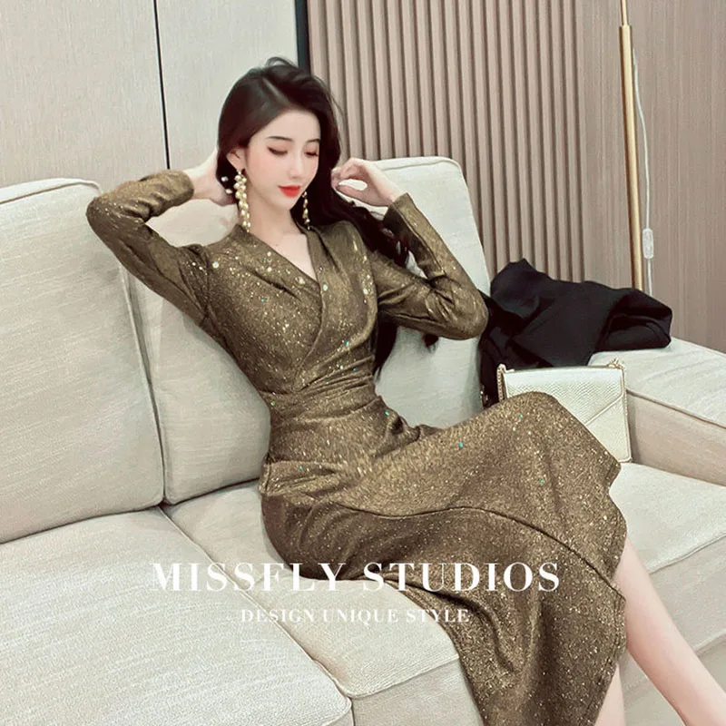 Spring 2024 New Custom High-End Ladies Dress V-neck Gold Sequins Long Bag Hip Temperament Elegant Long Sleeve Comfortable Dress