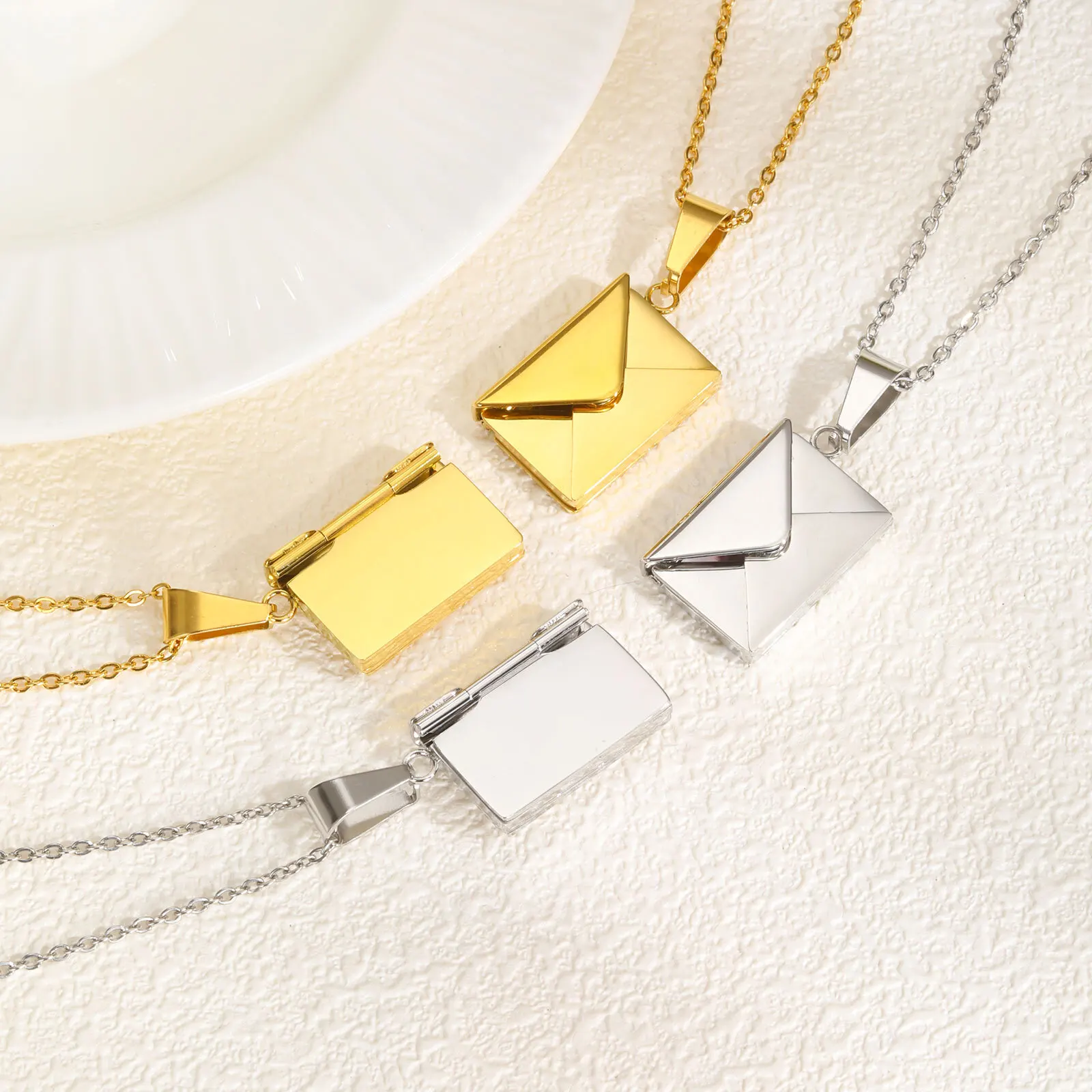 Collier médaillon Photo personnalisé, enveloppe, pendentif en forme de lettre d'amour pour femmes, pendentif Photo personnalisé, cadeaux 4