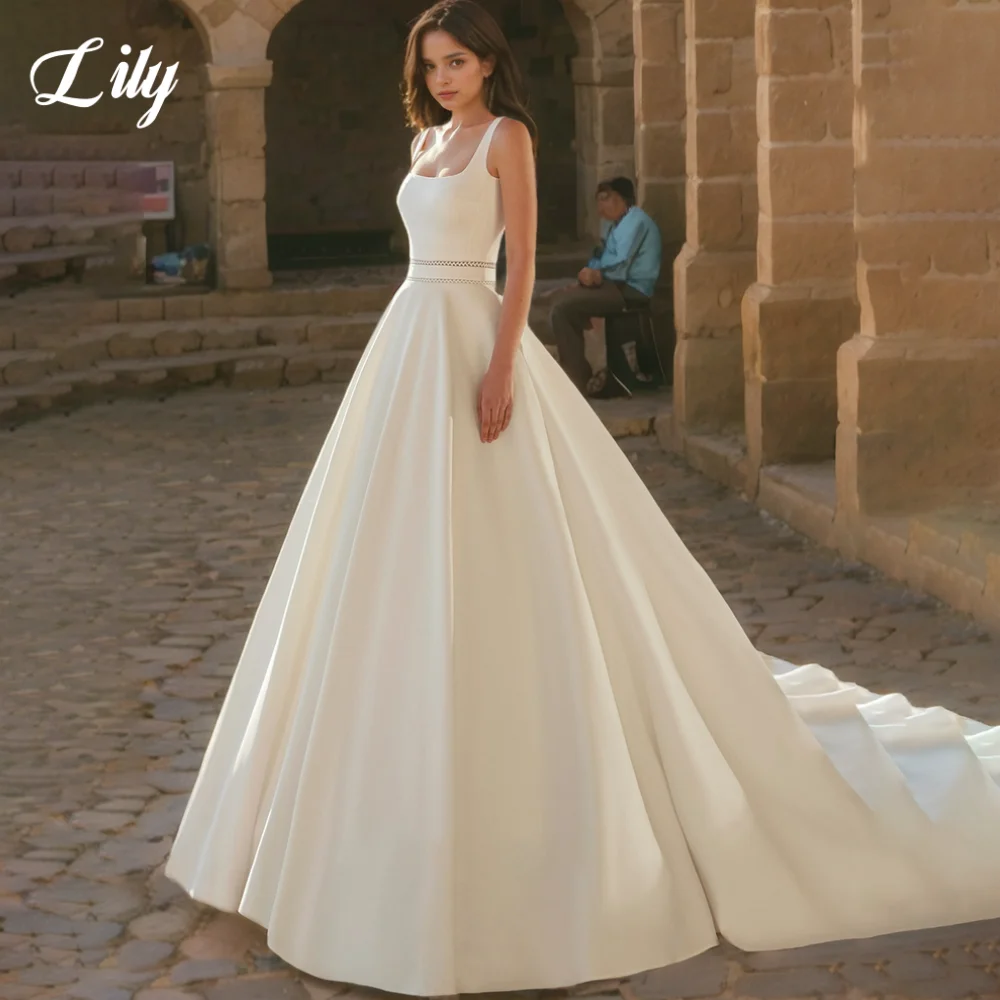 

Lily White Elegant Wedding Dress Square Backless Hollow Pattern Wedding Gown with Flowers Satin Trailing Bridal Dress Customized