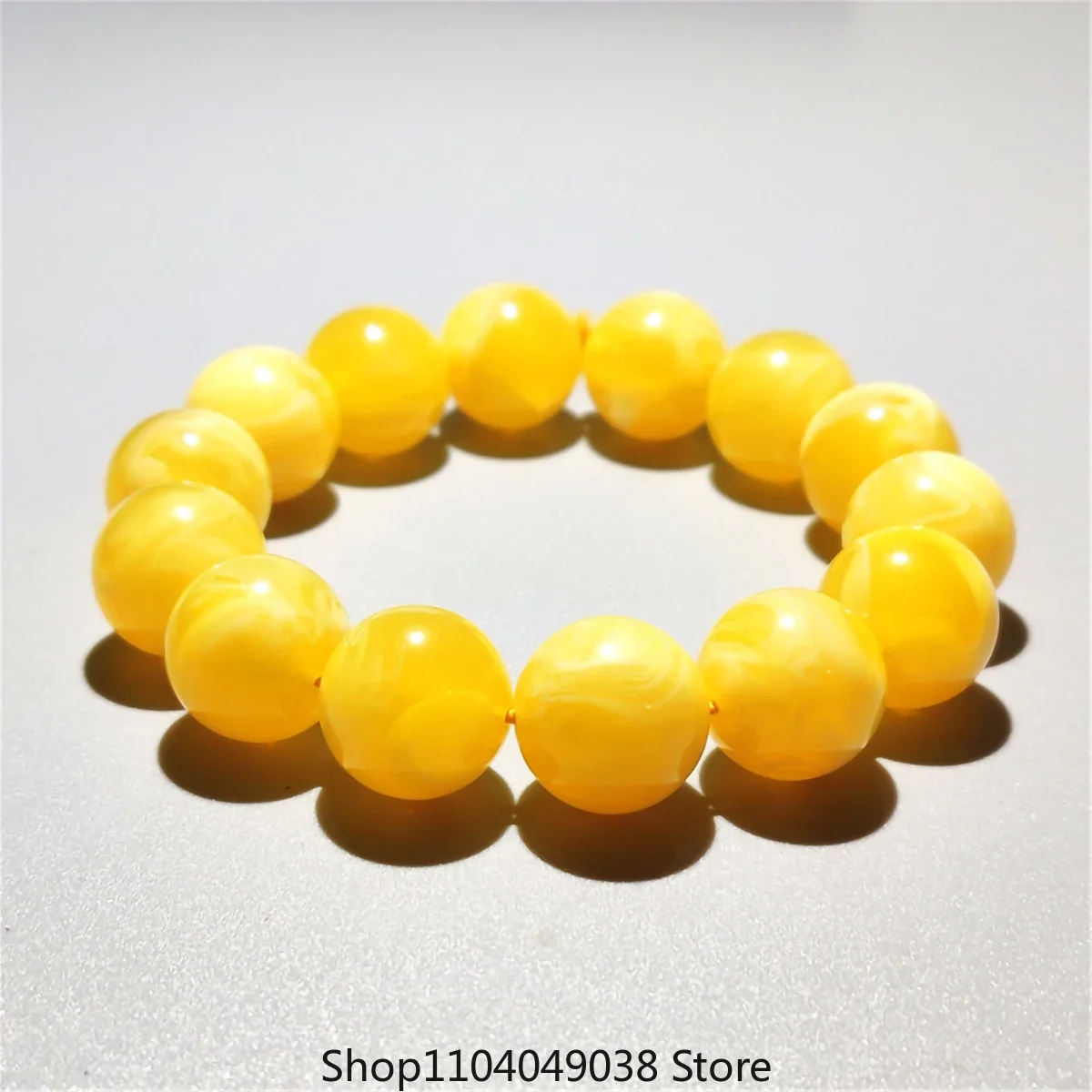 Natural Baltic Amber Elastic Bracelet Women Men White Honey Bracelet Chicken Oil Yellow Amber Beeswax Bracelet Amulet Bracelets