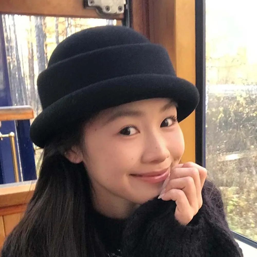 

Princess Hat Vintage Looking Woolen Rolled Edge Cap Beret Solid Color British Top Hat Versatile Retro Woolen Formal Hat Banquet